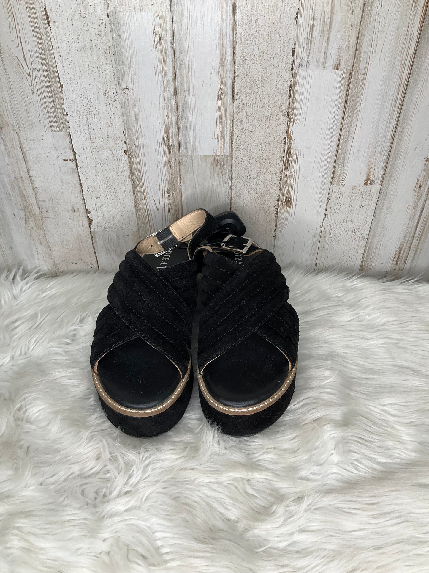 Sandals Flats By Diba Size: 7