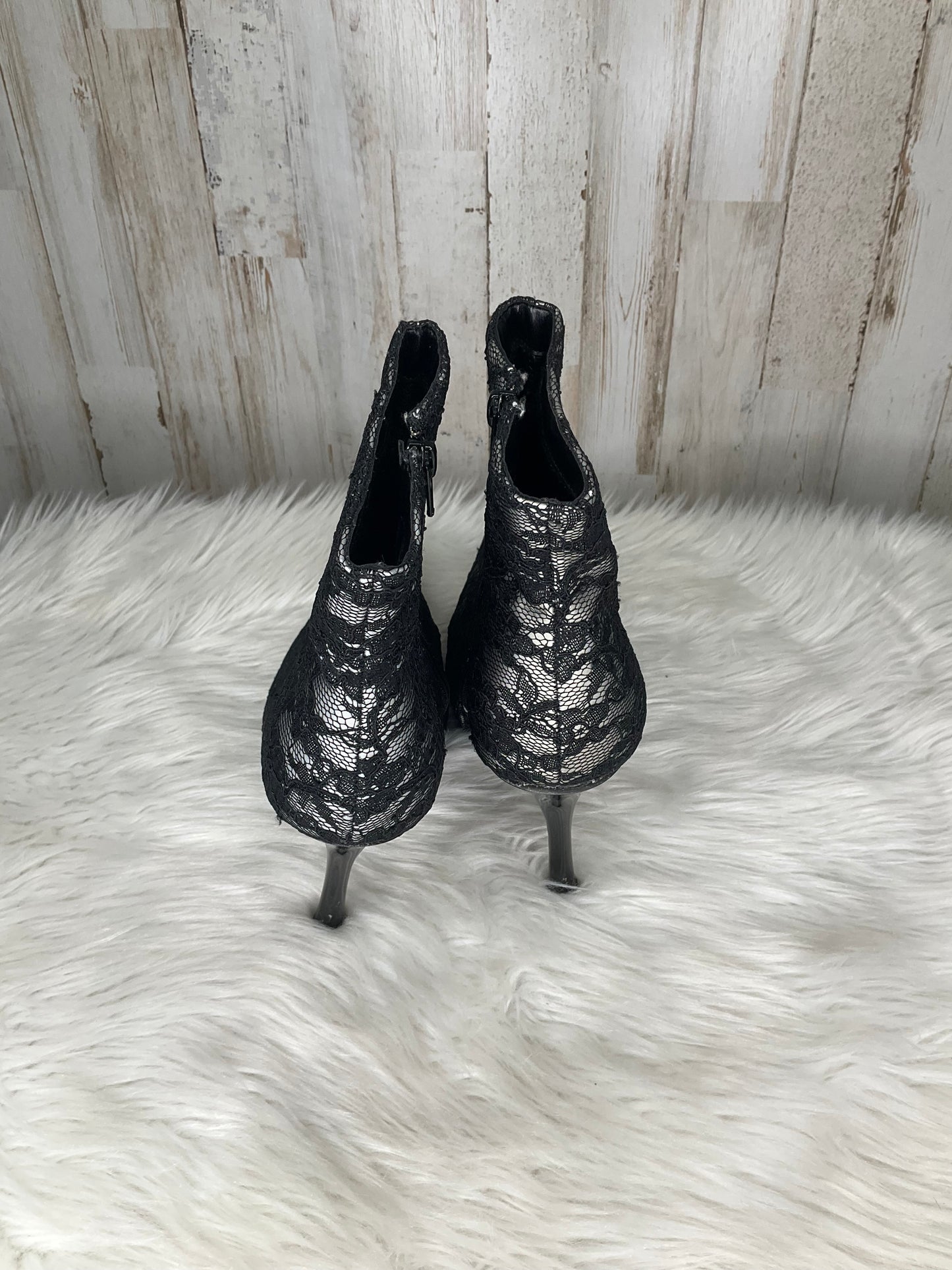 Boots Ankle Heels By Bakers Shoes Size: 8.5