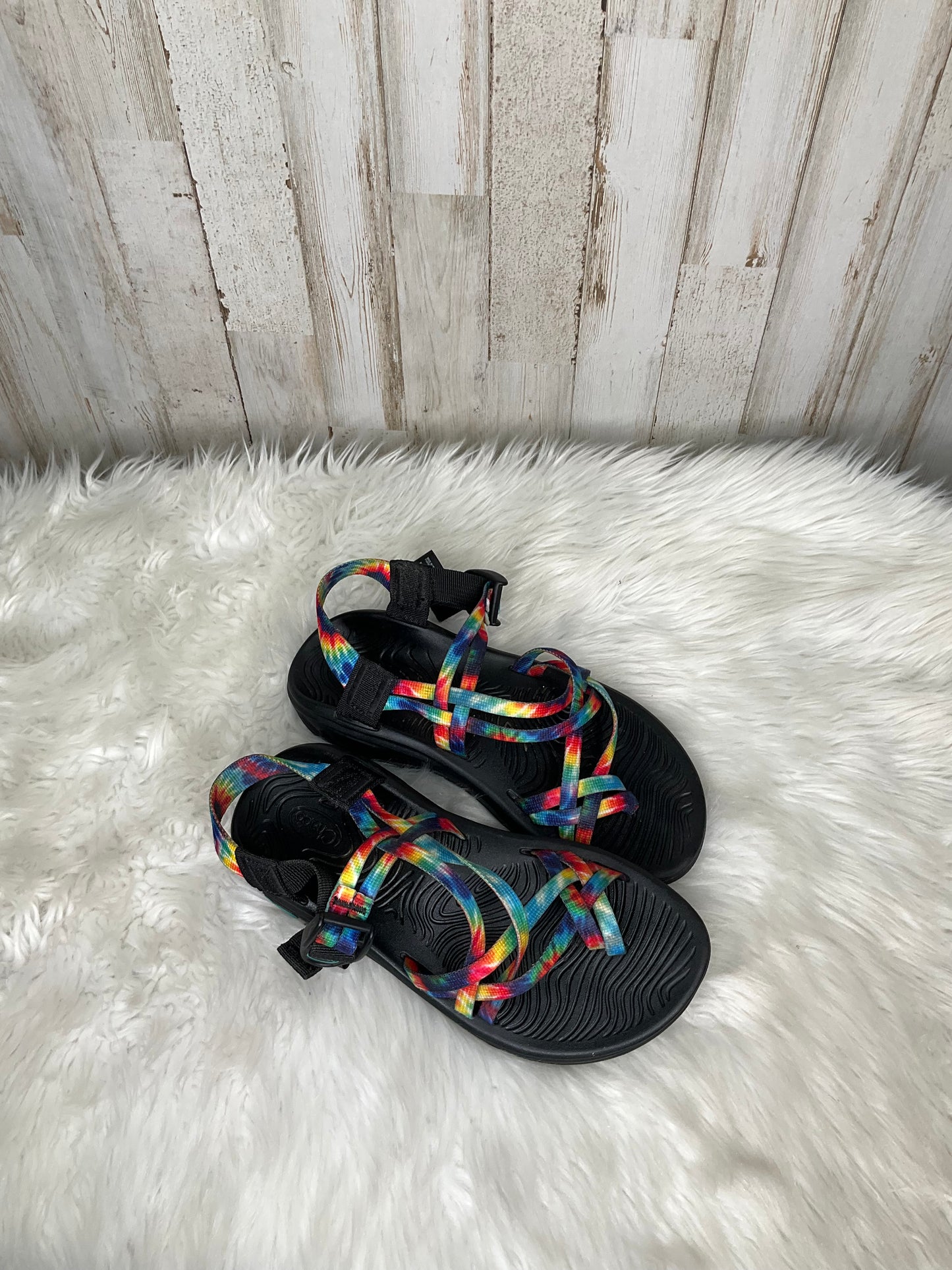 Sandals Flats By Chacos Size: 6