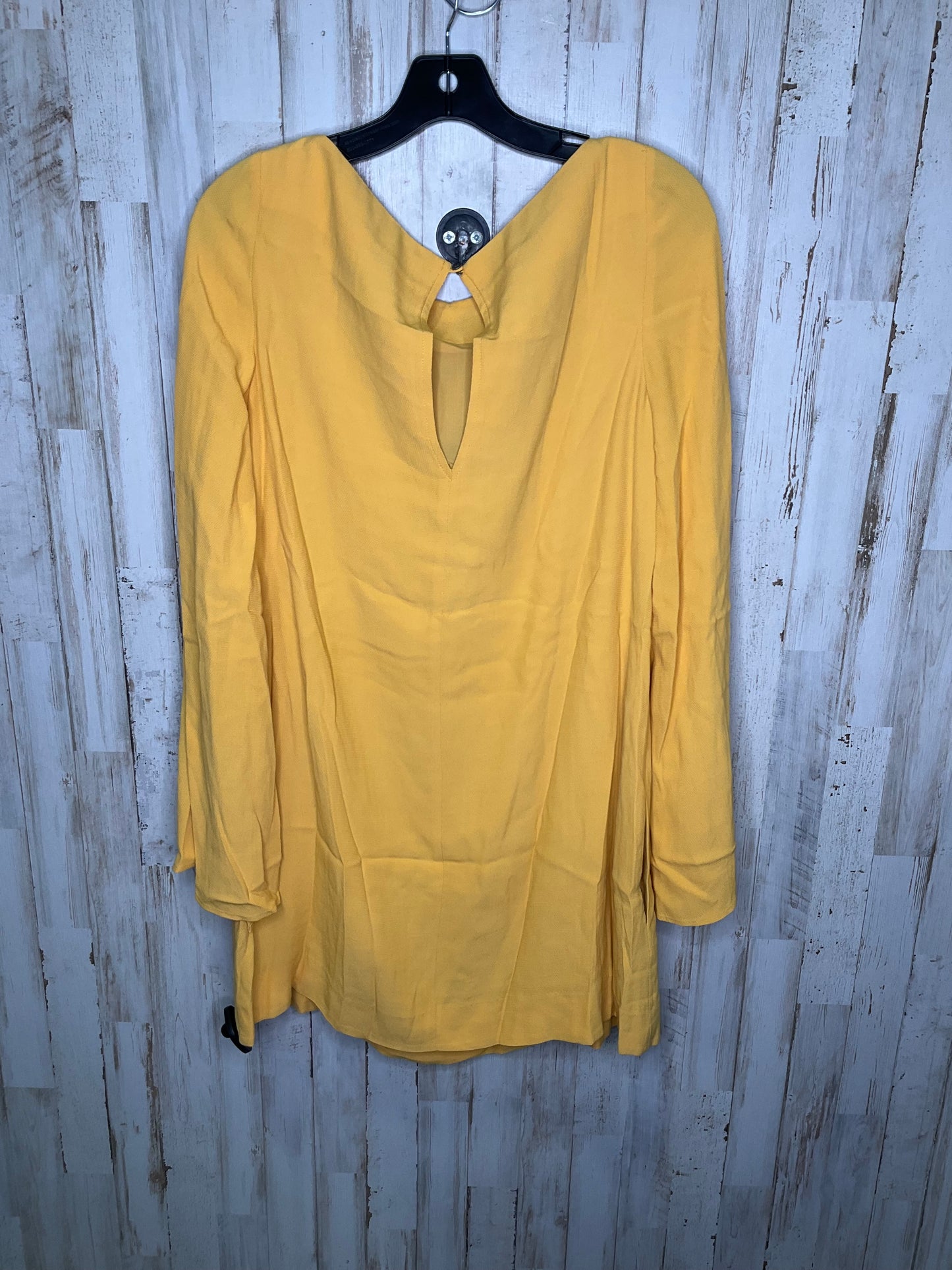 Dress Casual Short By Free People In Yellow, Size: Xs