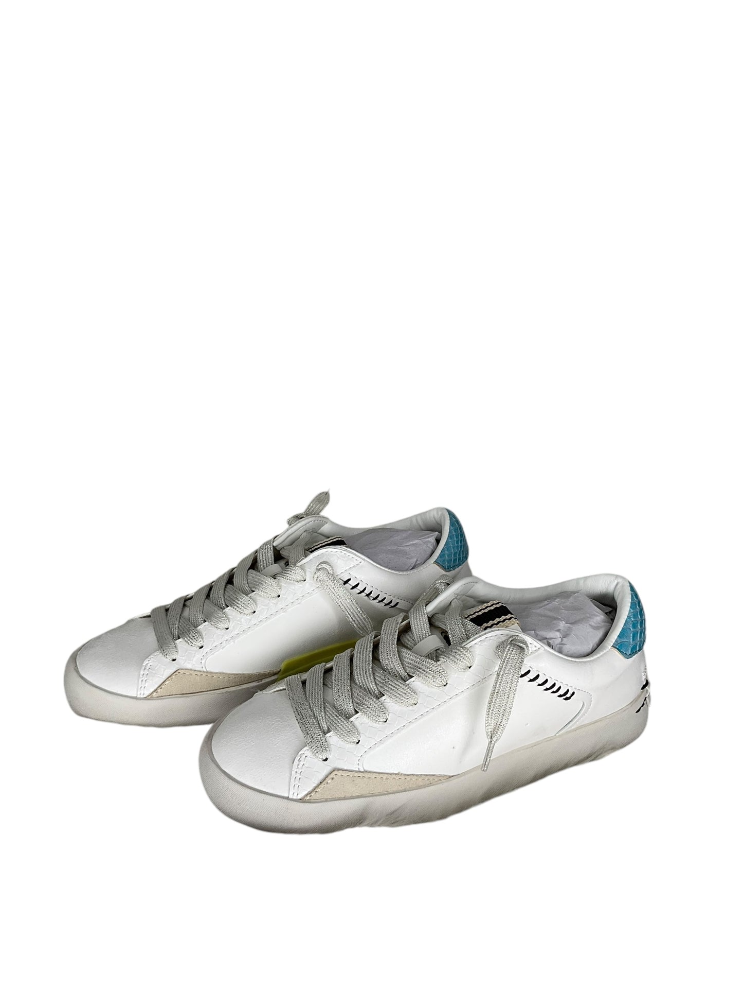 Shoes Sneakers By Shu Shop In White, Size: 6