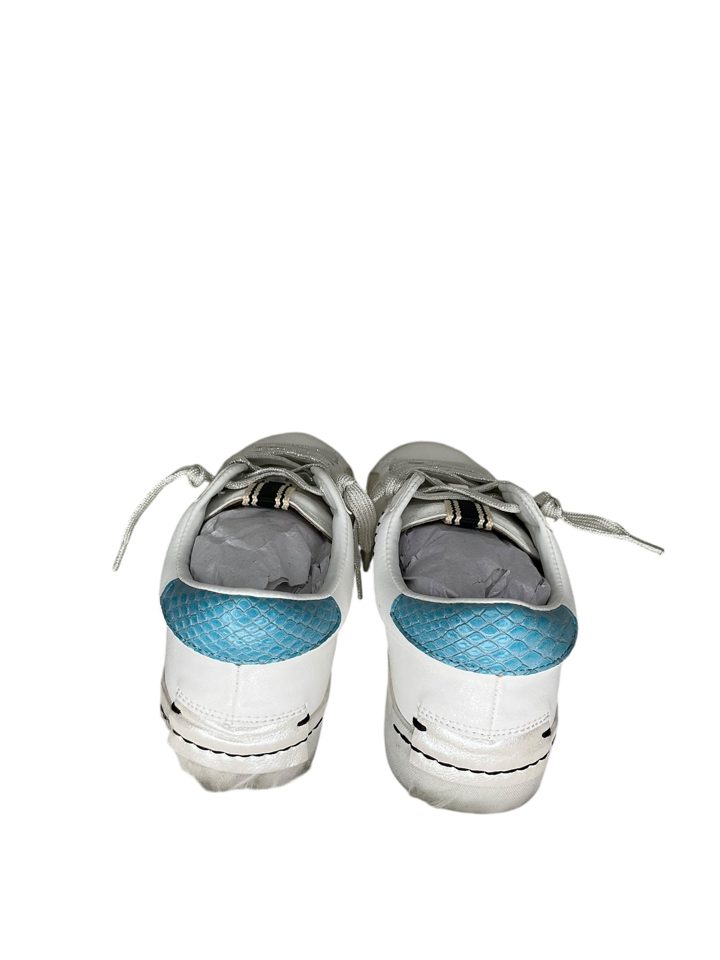 Shoes Sneakers By Shu Shop In White, Size: 6