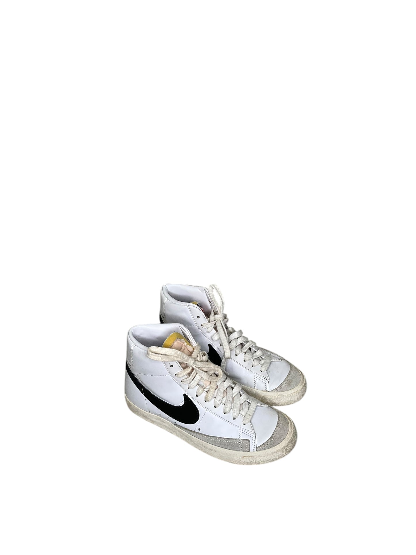 Shoes Sneakers By Nike In Black & White, Size: 7