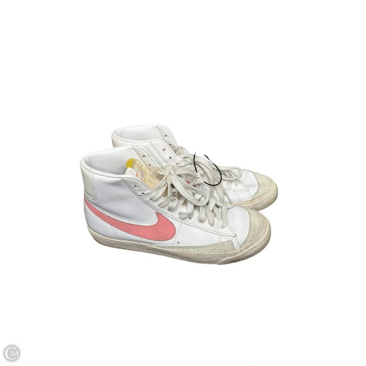 Shoes Sneakers By Nike In Pink & White, Size: 7.5