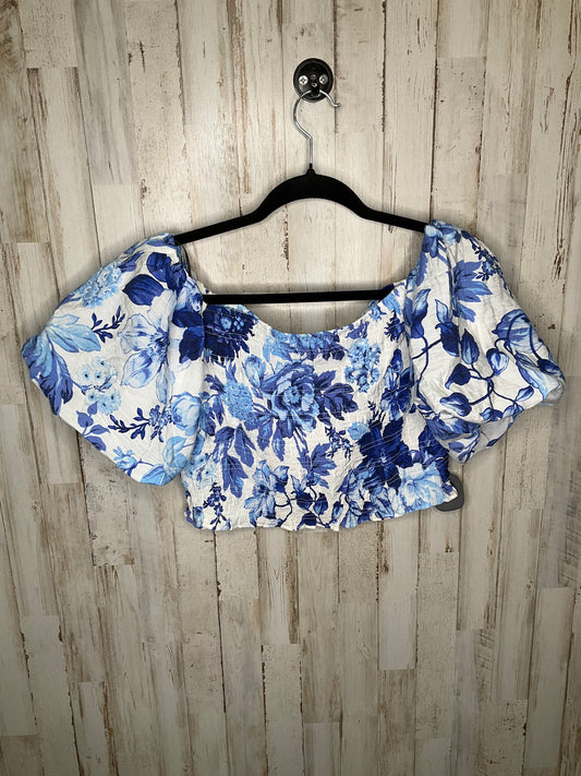 Top Short Sleeve By H&m  Size: S