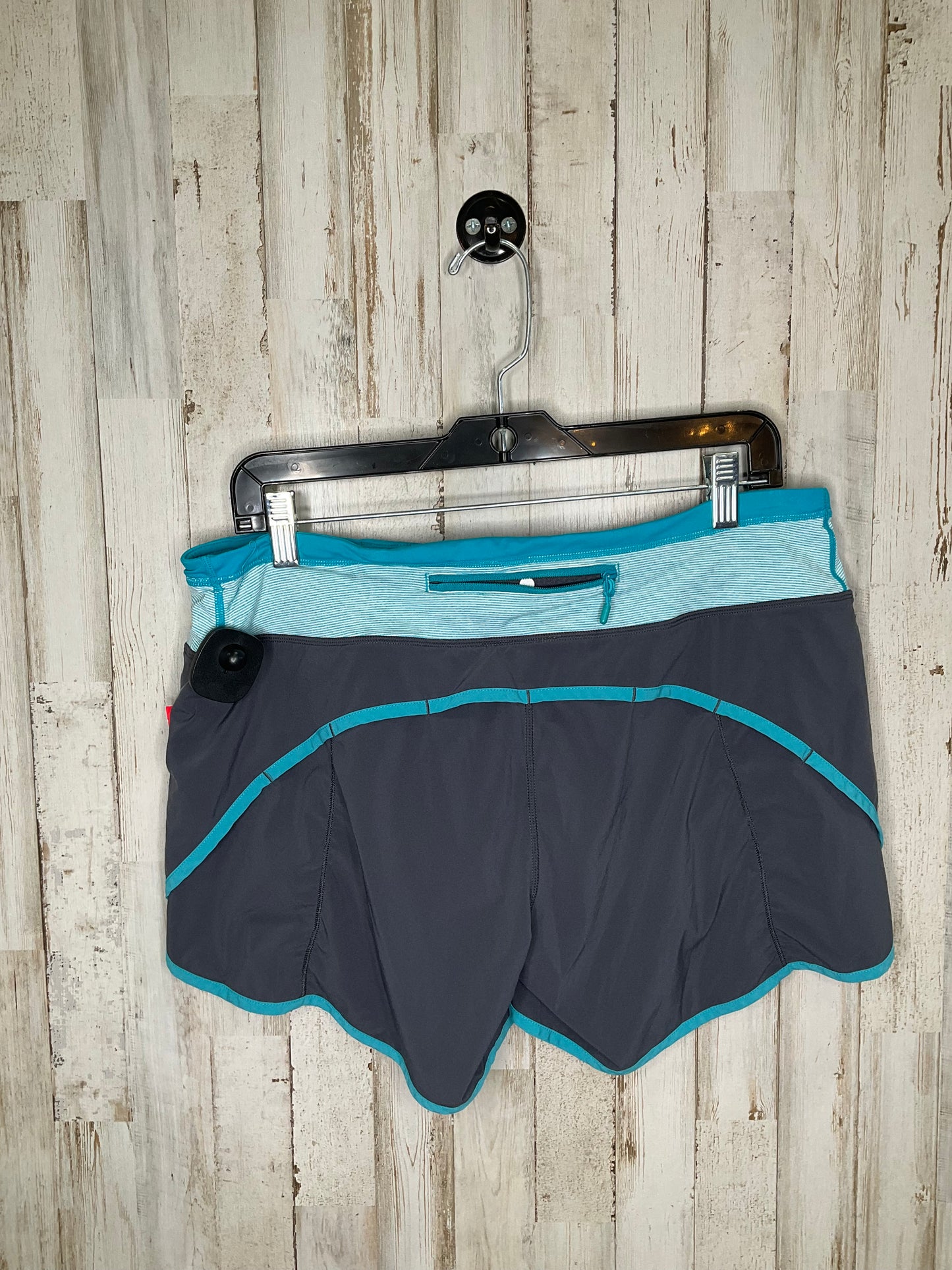 Athletic Shorts By Lululemon  Size: L