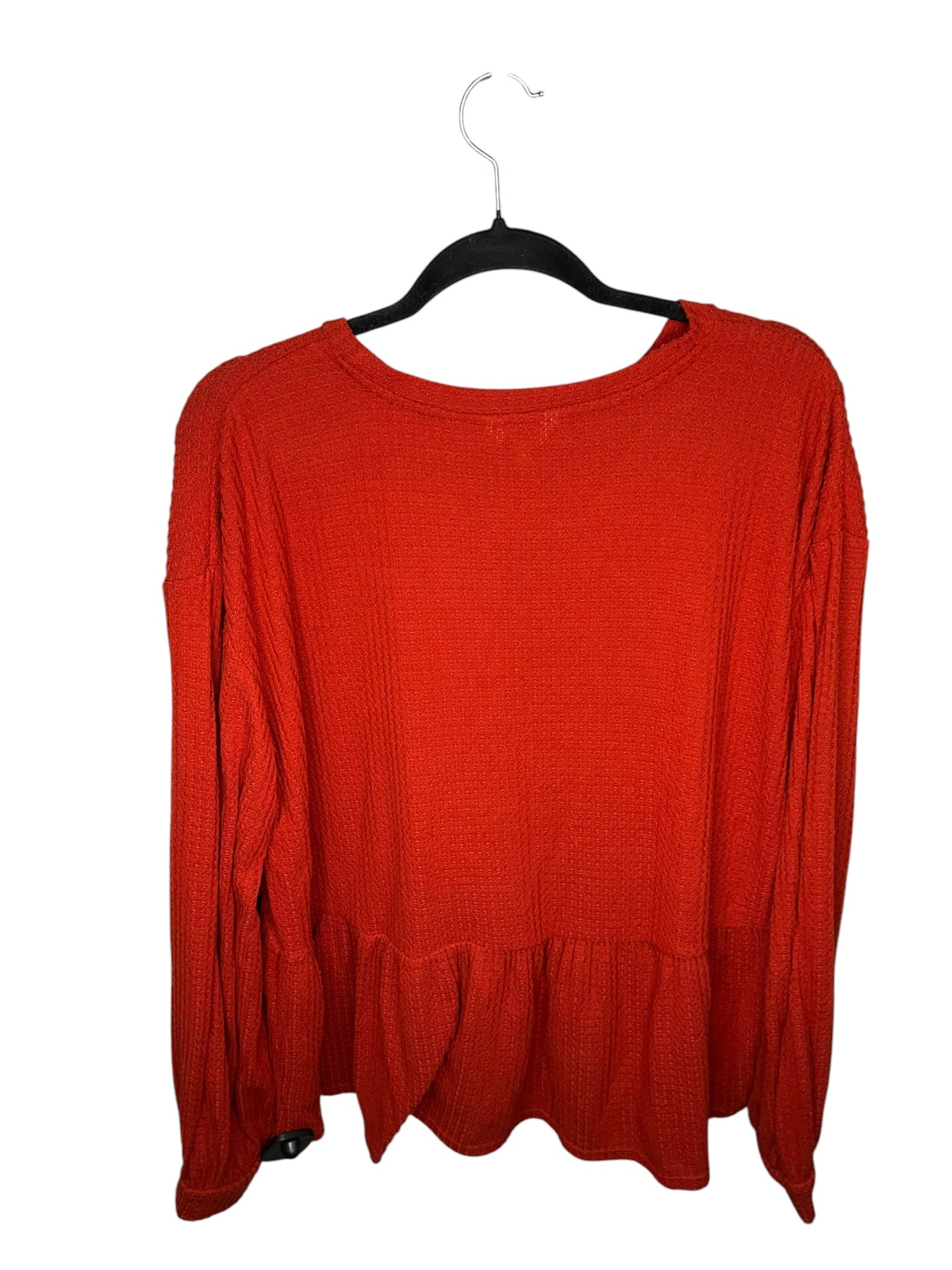 Top Long Sleeve By Crown And Ivy In Red, Size: Xl