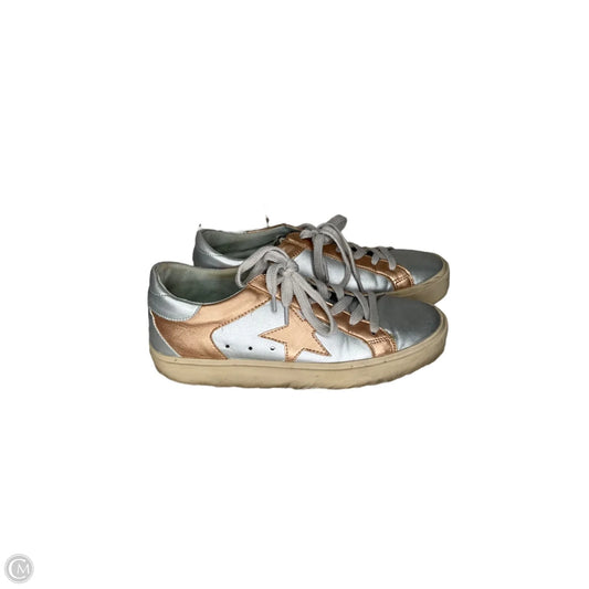 Shoes Sneakers By Shu Shop In Gold & Silver, Size: 9