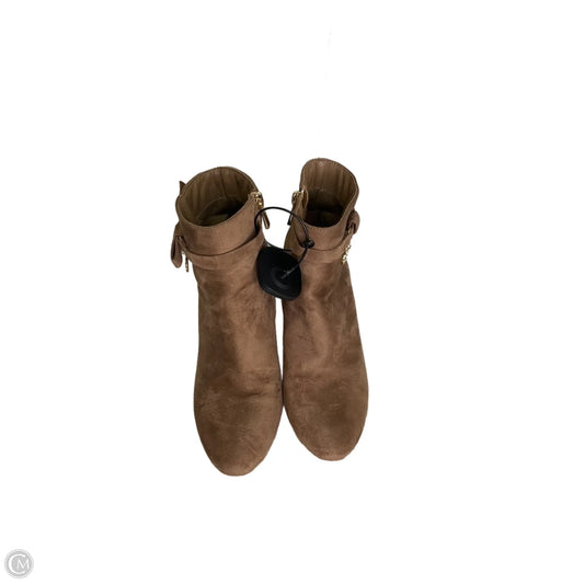 Boots Ankle Heels By Clothes Mentor In Brown, Size: 5.5