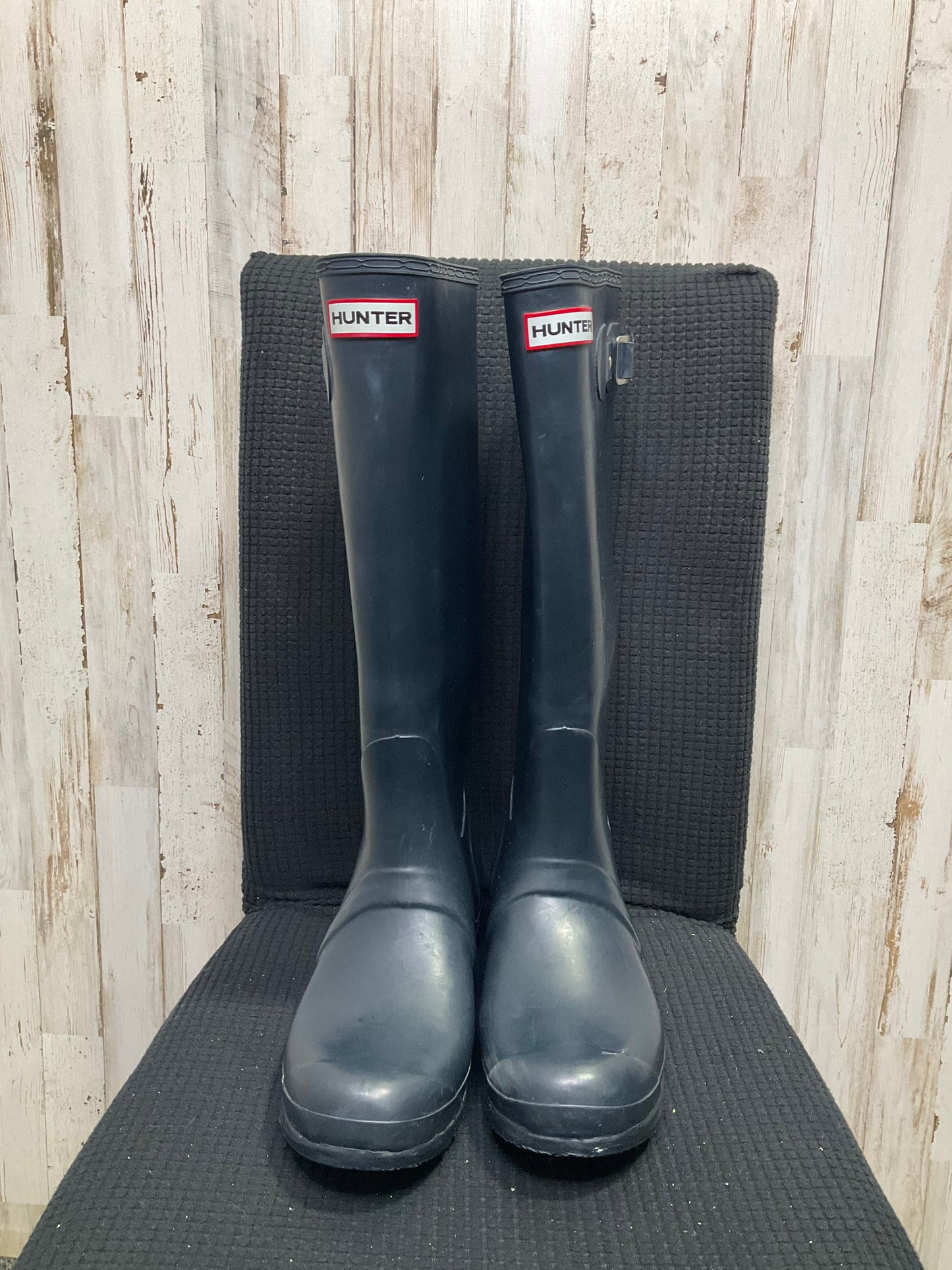 Boots Rain By Hunter  Size: 9