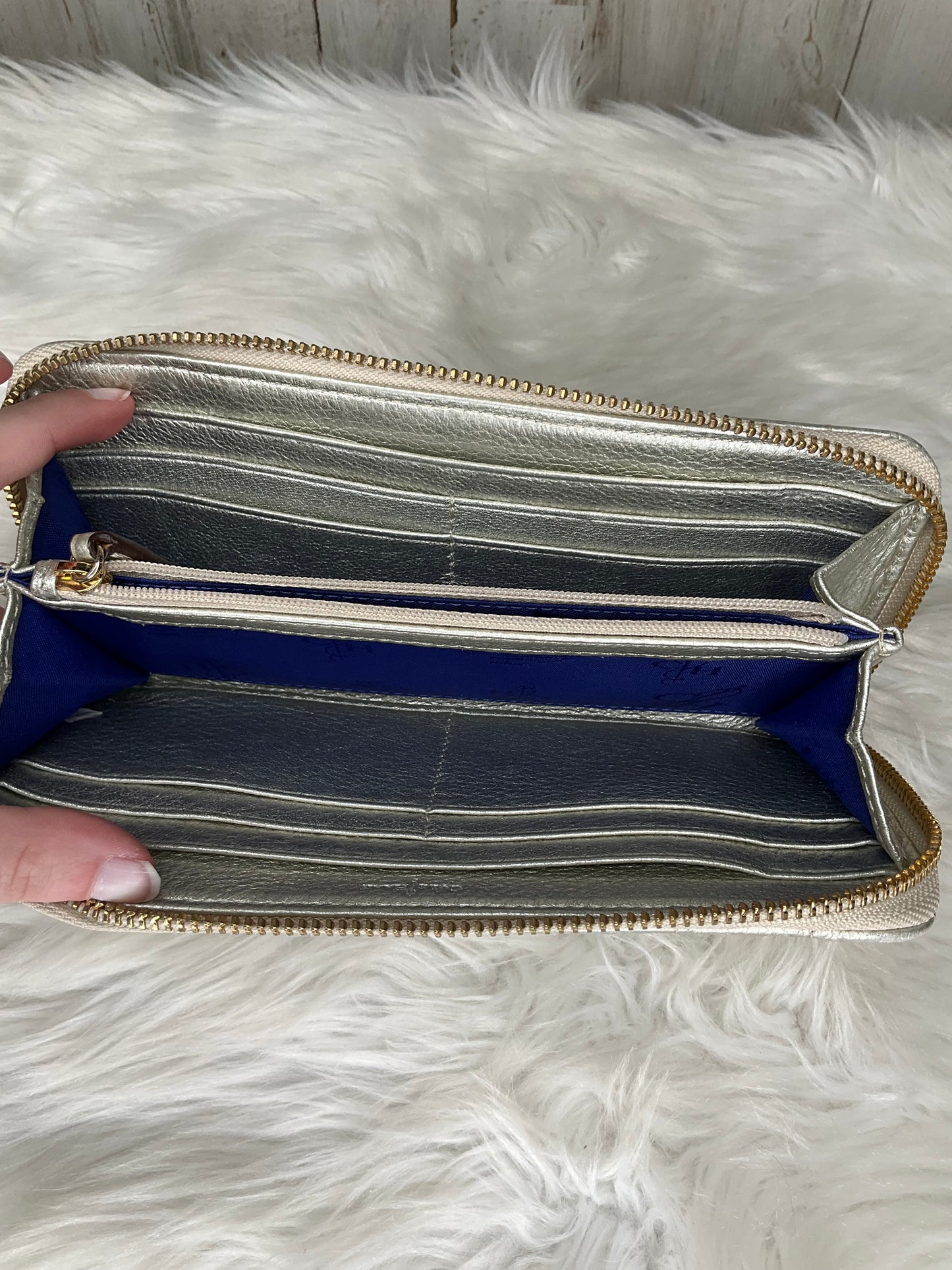 Wallet Designer By Cole-haan  Size: Large
