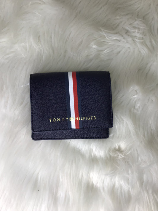 Wallet By Tommy Hilfiger  Size: Small